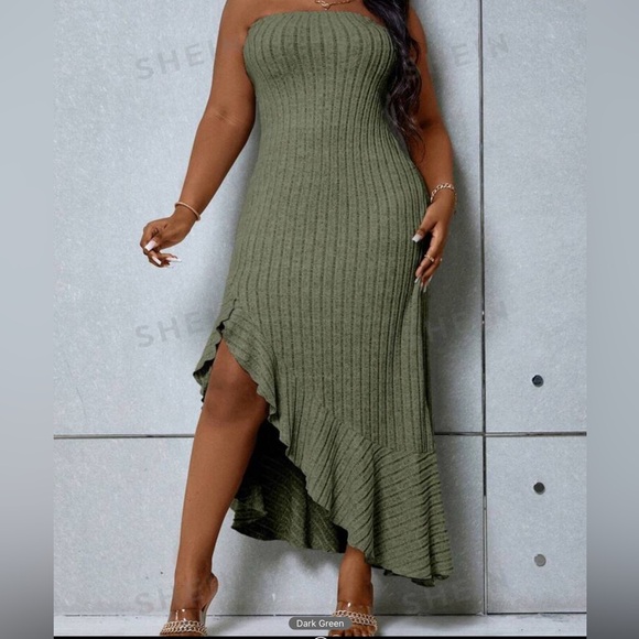 Dark Green Strapless Dress - Picture 4 of 5